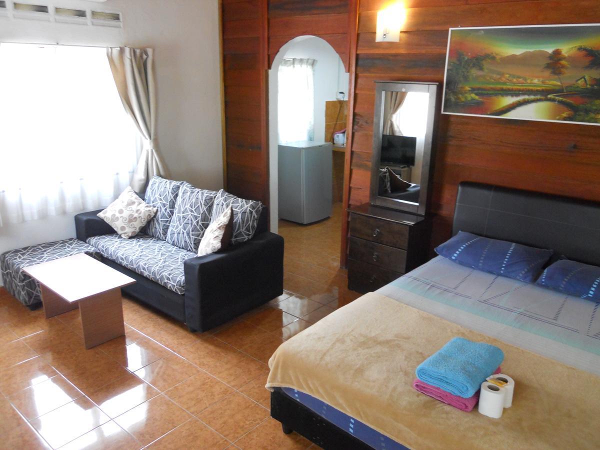 Rainbow Lodge Pantai Cenang  Bagian luar foto